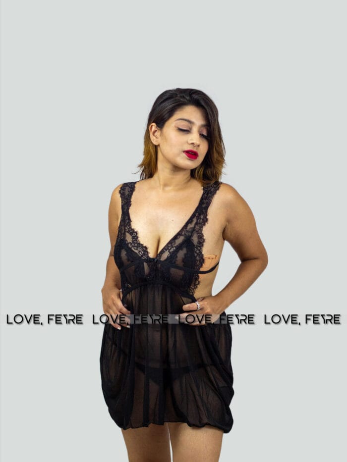 V-Neck Transparent Edge Embroidery Nightgown - Image 2